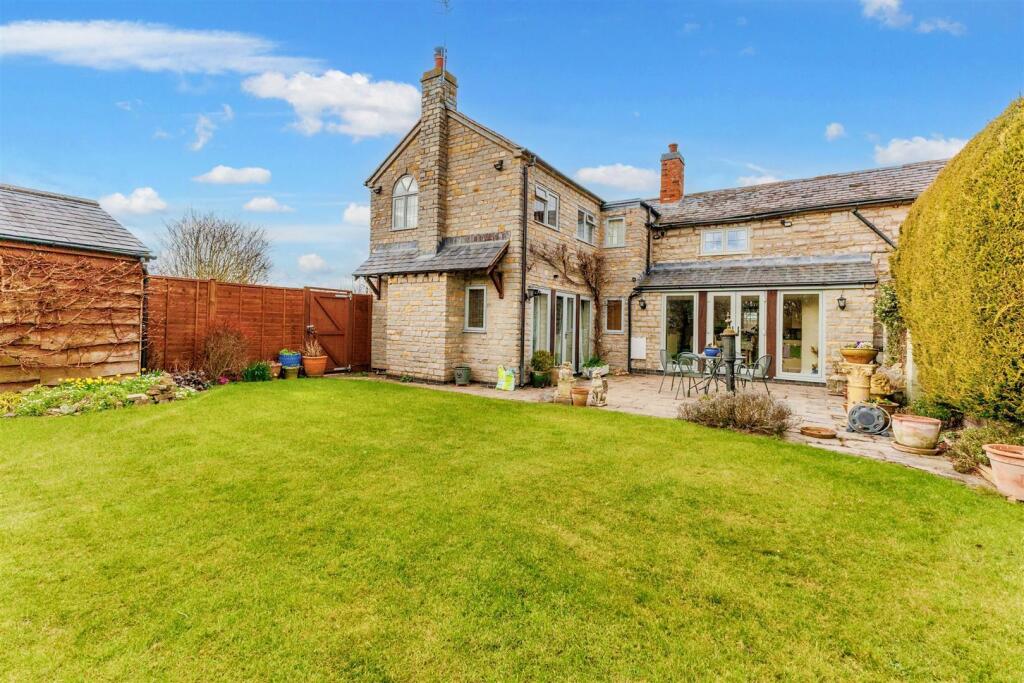 Additional image 4 of Stratford Road, Bidford-On-Avon