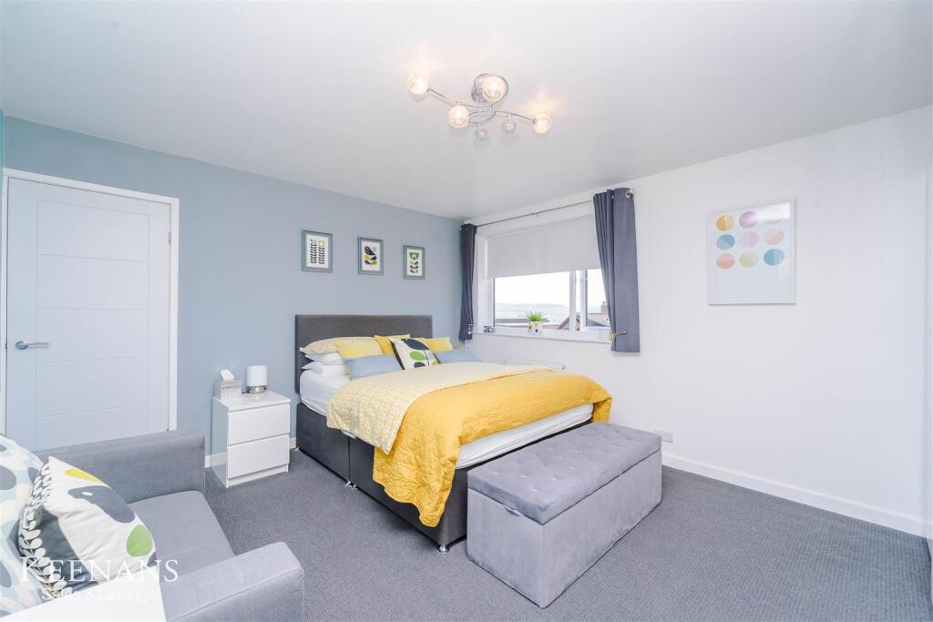 Additional image 5 of Singleton Avenue, Read