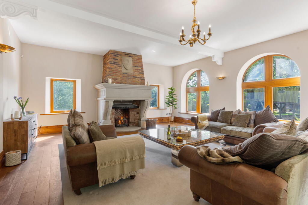 Additional image 5 of Jumeria, Latham Lane, Gomersal, BD19