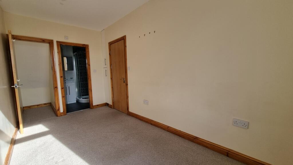 Additional image 3 of Victoria Road, Tamworth