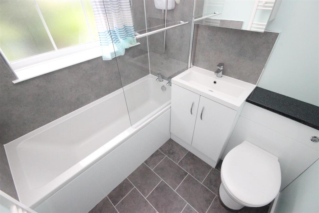 Additional image 8 of Wicklow Close, Halesowen