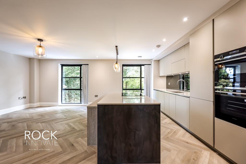 Additional image 9 of Avenue Road, Dorridge, B93