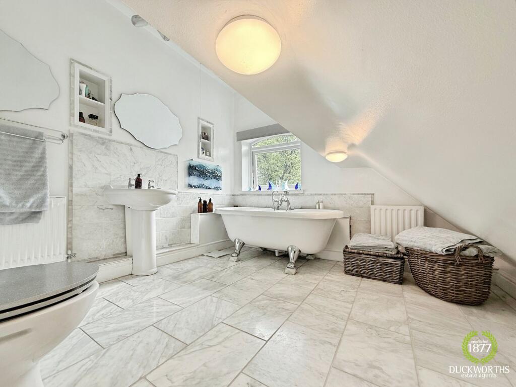 Additional image 27 of Earnsdale Avenue, Darwen, BB3