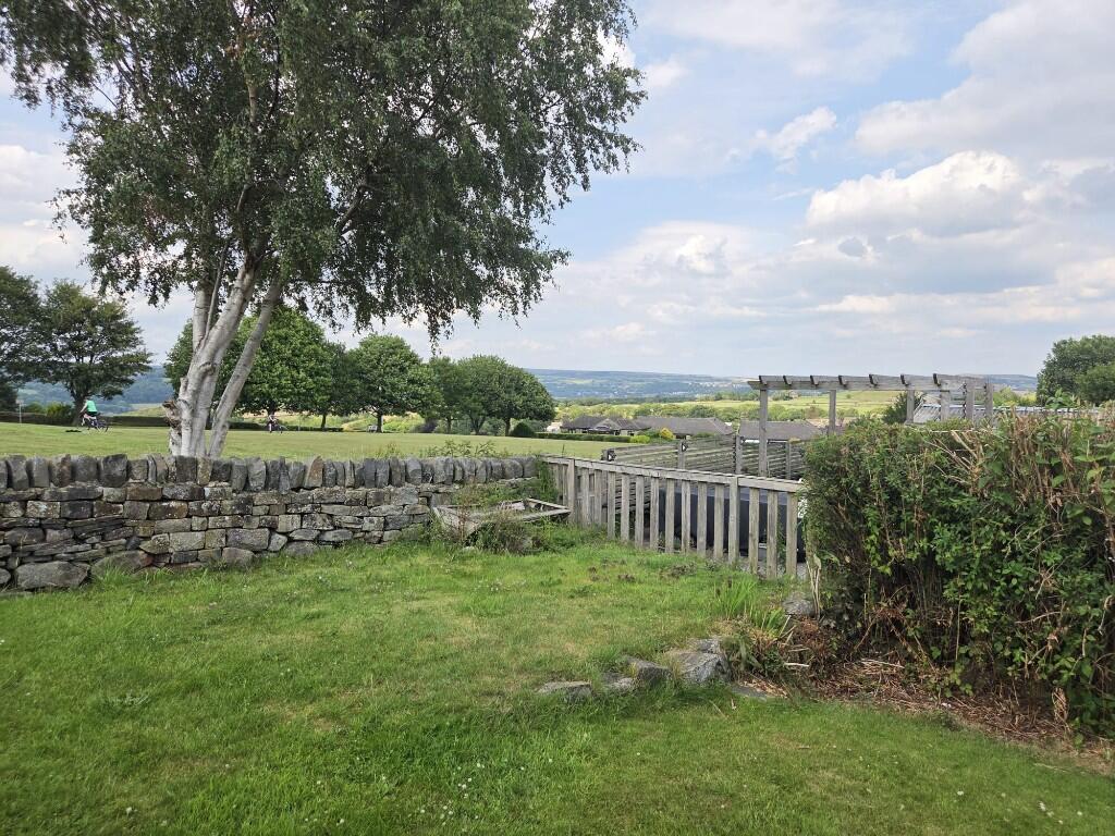 Additional image 10 of North View