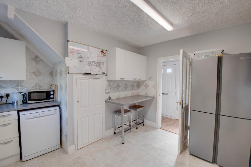 Additional image 5 of Grafton Crescent, Bromsgrove, Worcestershire, B60