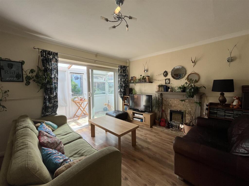 Additional image 5 of Villa Mount, Wyke, Bradford