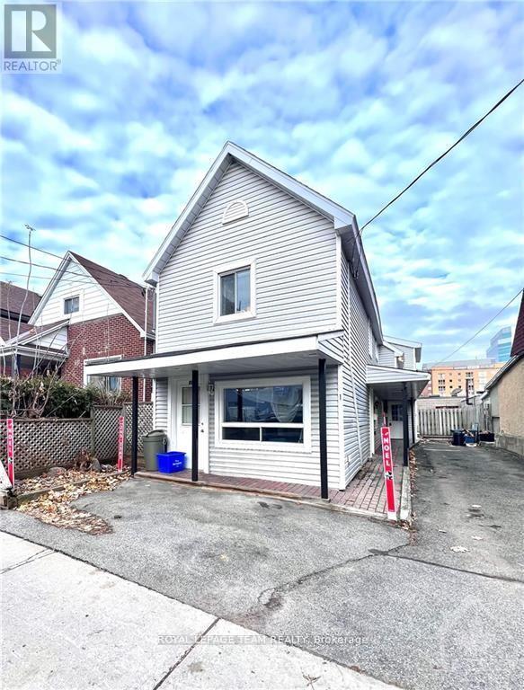 2 - 69 NORMAN STREET|Ottawa, Ontario K1S3K3