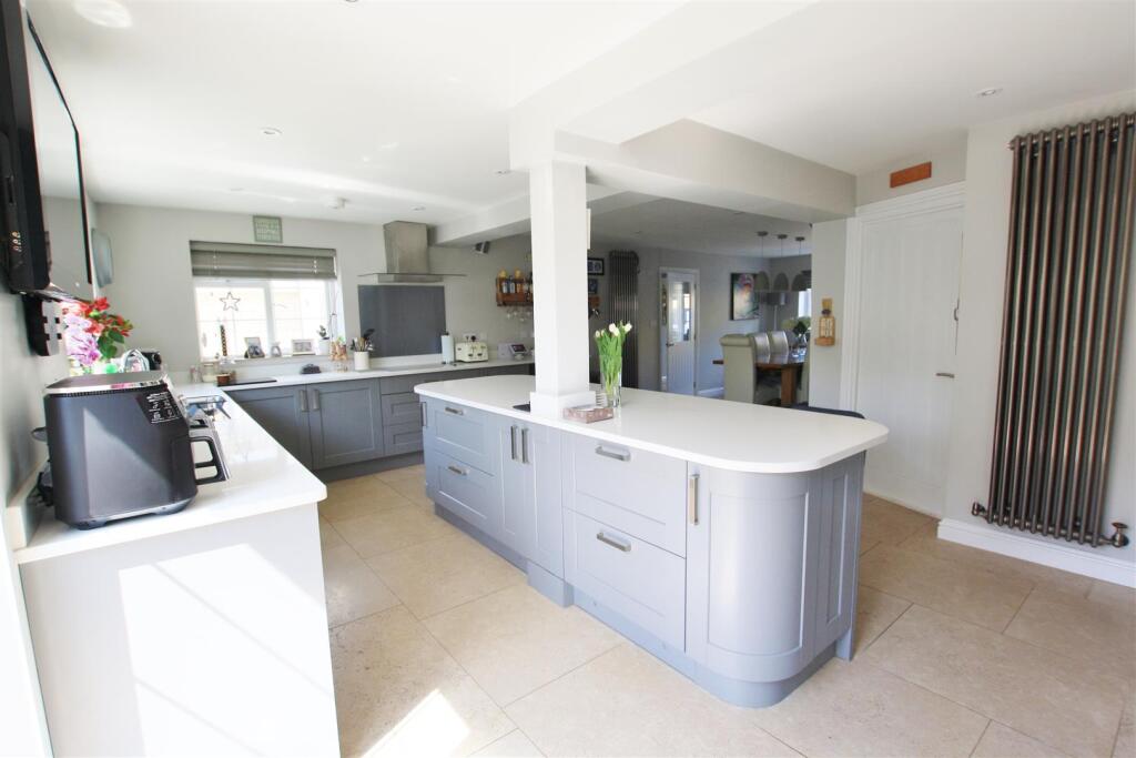 Additional image 5 of John Rennie Close, Bradford-On-Avon