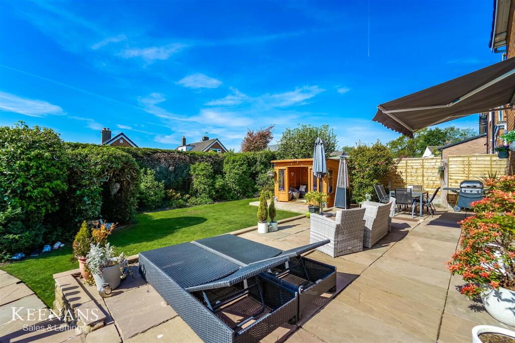 Additional image 16 of Singleton Avenue, Read