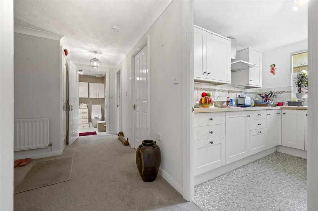 Additional image 3 of Chestnut Walk, Henley-In-Arden