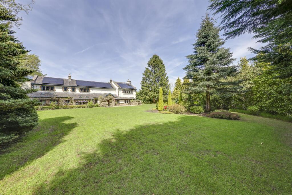 Additional image 7 of The Hollies, Alden Road, Helmshore, Rossendale - Over 9,000sqft - One Of Rossendale's Most Incredible Properties