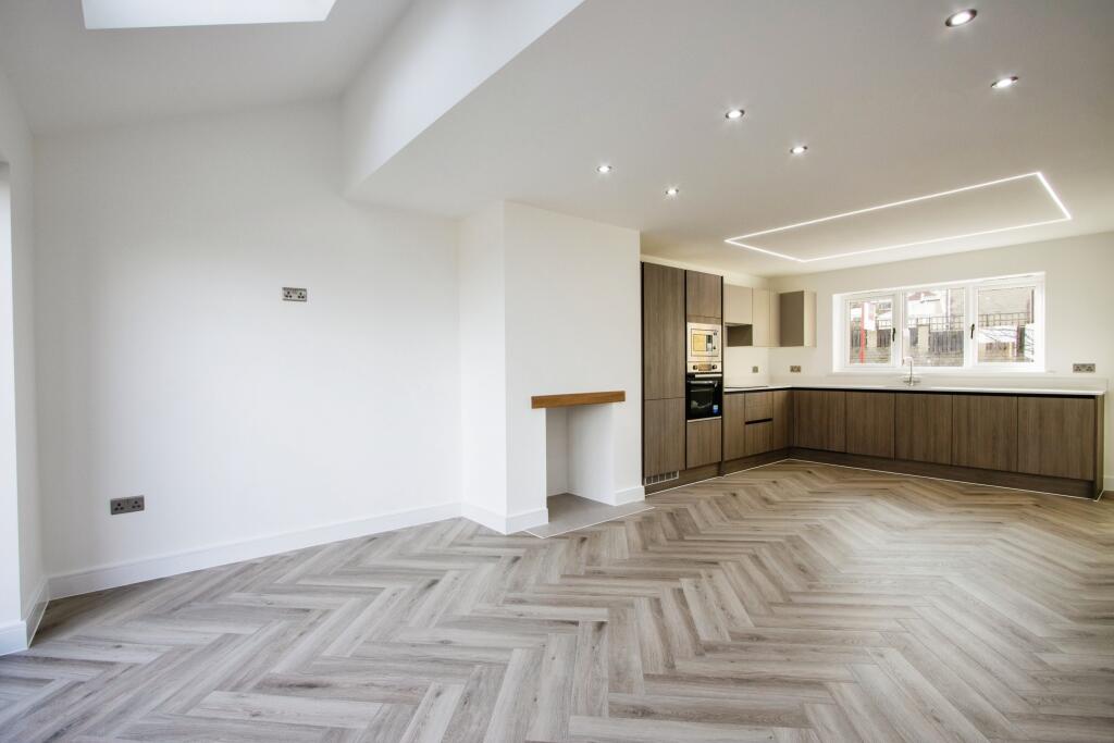 Additional image 3 of Hillside View, Drighlington, Bradford, BD11