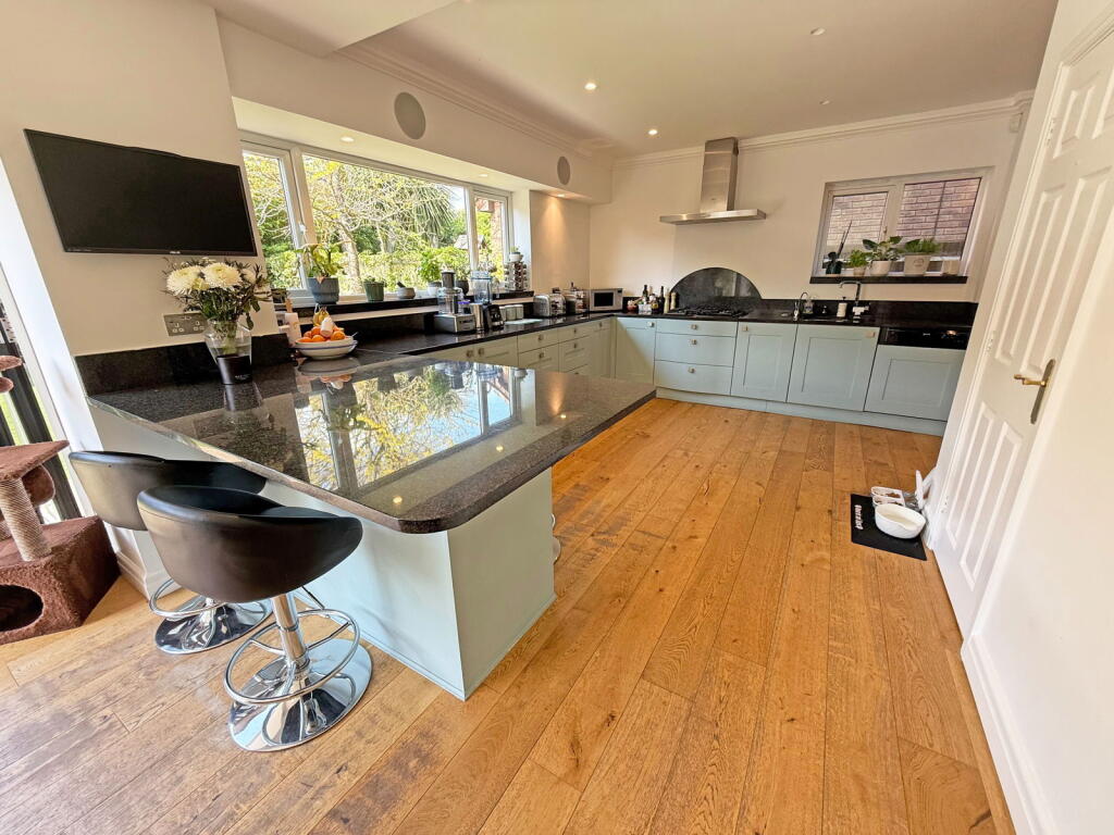 Additional image 8 of Brockhurst Lane, Dickens Heath, Solihull, B90 1RG