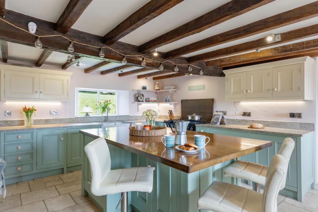 Additional image 3 of Knapley-Ing Farm, Otley Road, High Eldwick, Bingley, BD16