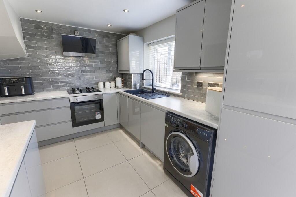 Additional image 5 of Wyke Crescent, Bradford, West Yorkshire, BD12 ~