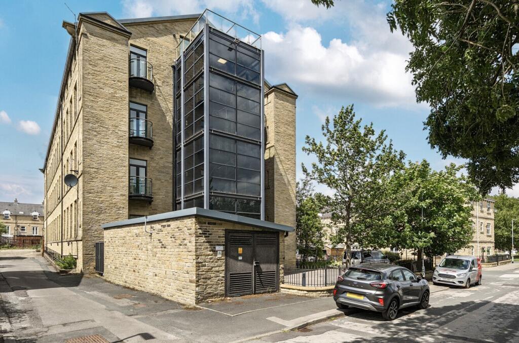 Additional image 7 of Cavendish Court, Drighlington, Bradford, West Yorkshire, BD11