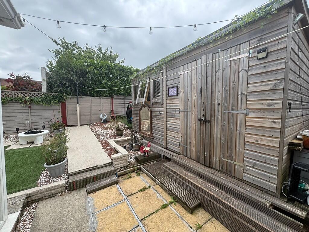 Additional image 13 of Westminster Drive, Clayton, Bradford