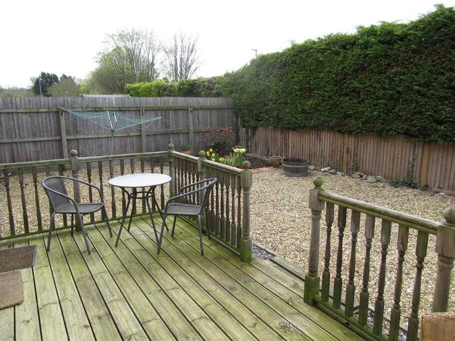 Additional image 10 of Brooks Road, Street