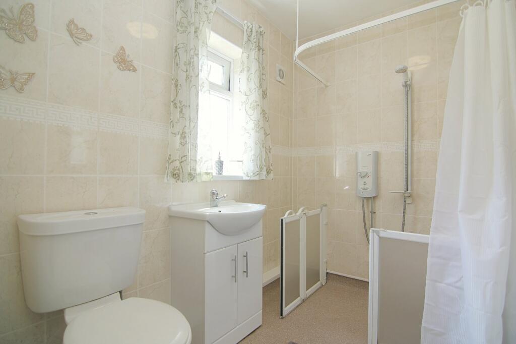 Additional image 13 of Hollin Lane, Shipley, BD18