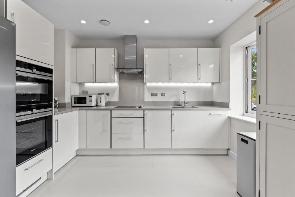 Additional image 46 of 7 Austin House, Woodland Drive, Great Alne  B49