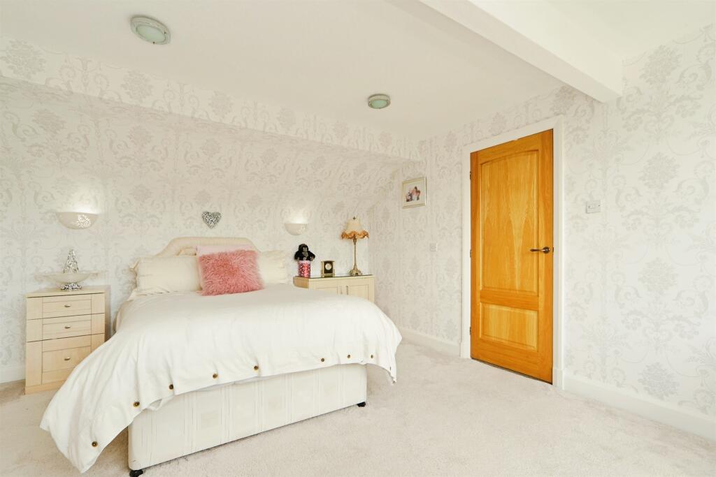 Additional image 17 of Roundwood Road, Baildon, SHIPLEY