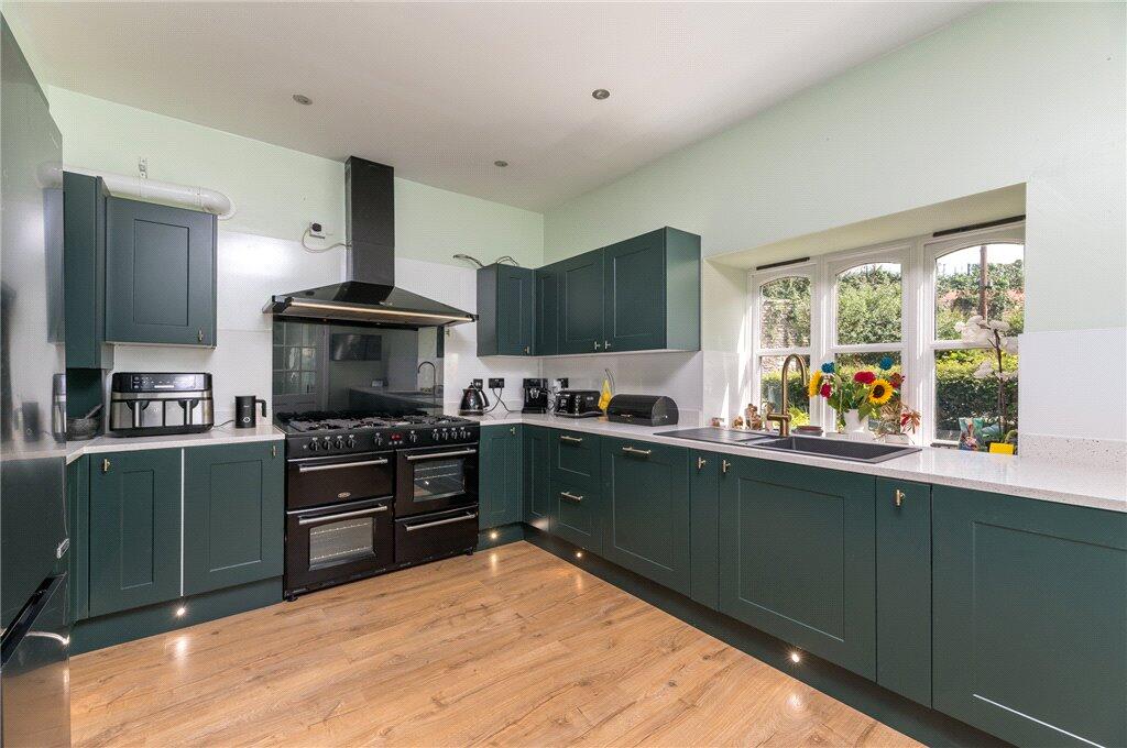 Additional image 6 of Valley Court, New Lane, Drighlington, Bradford, BD11