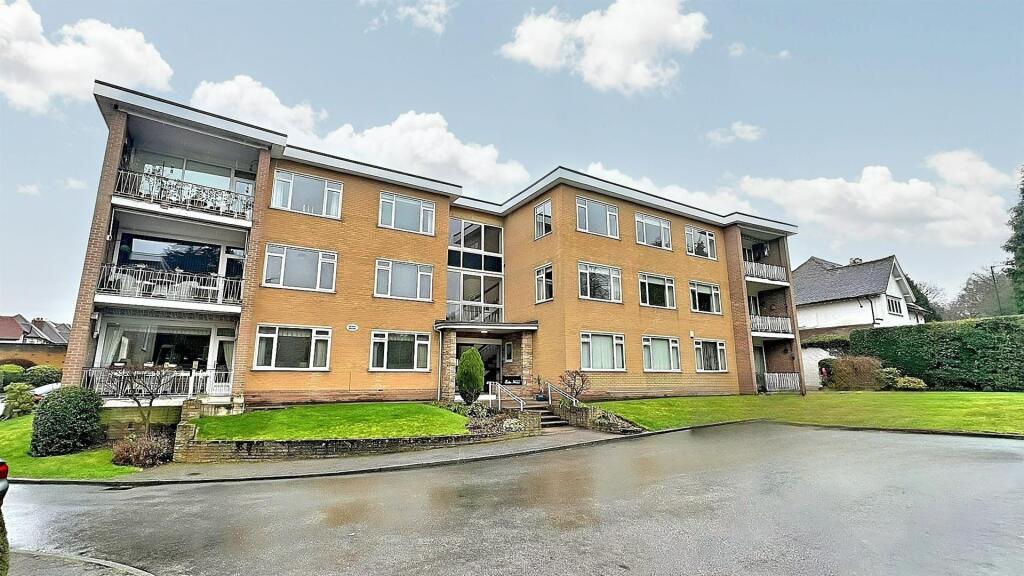 Seymour Gardens, Four Oaks, Sutton Coldfield