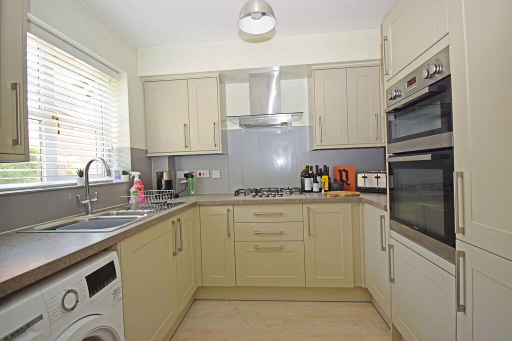 Additional image 4 of Pavilion Gardens, Bromsgrove