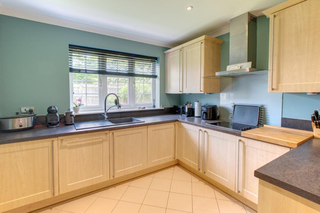 Additional image 8 of Foxtail Place, Catshill, Bromsgrove, Worcestershire, B61