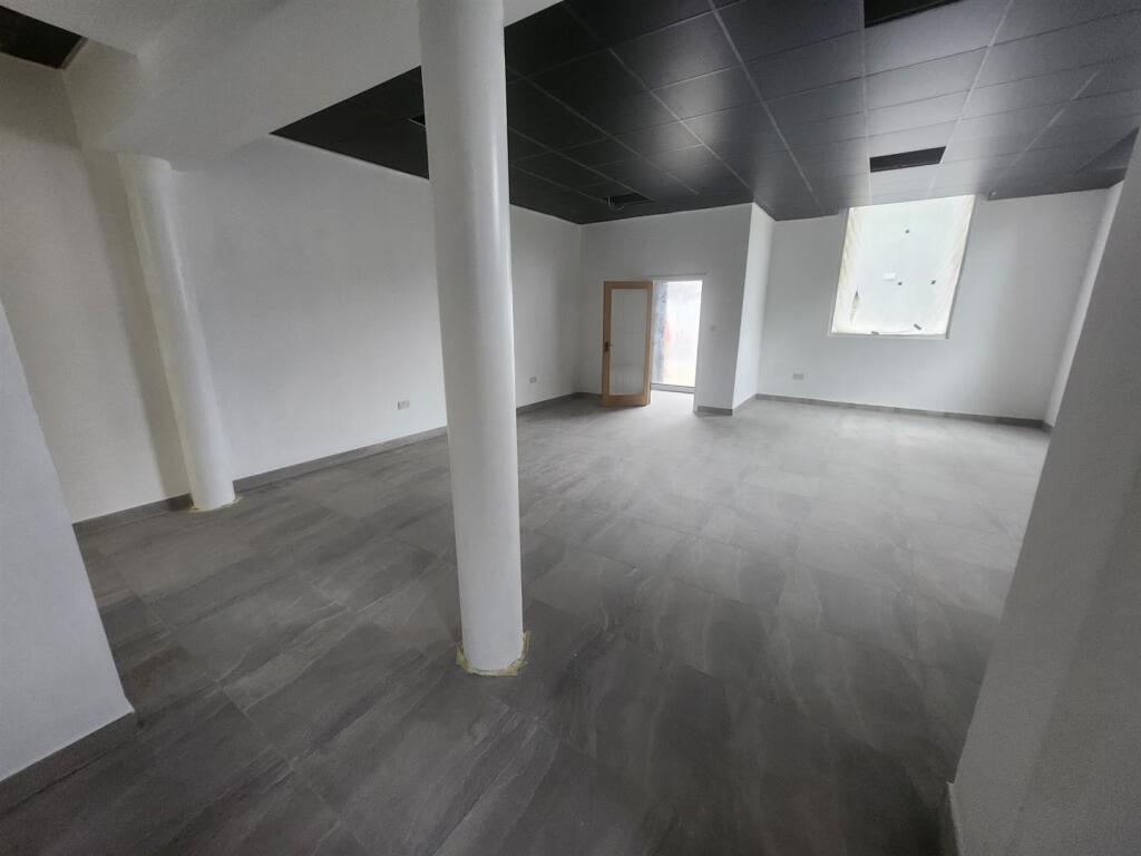 Additional image 17 of 325 High Street, West Bromwich