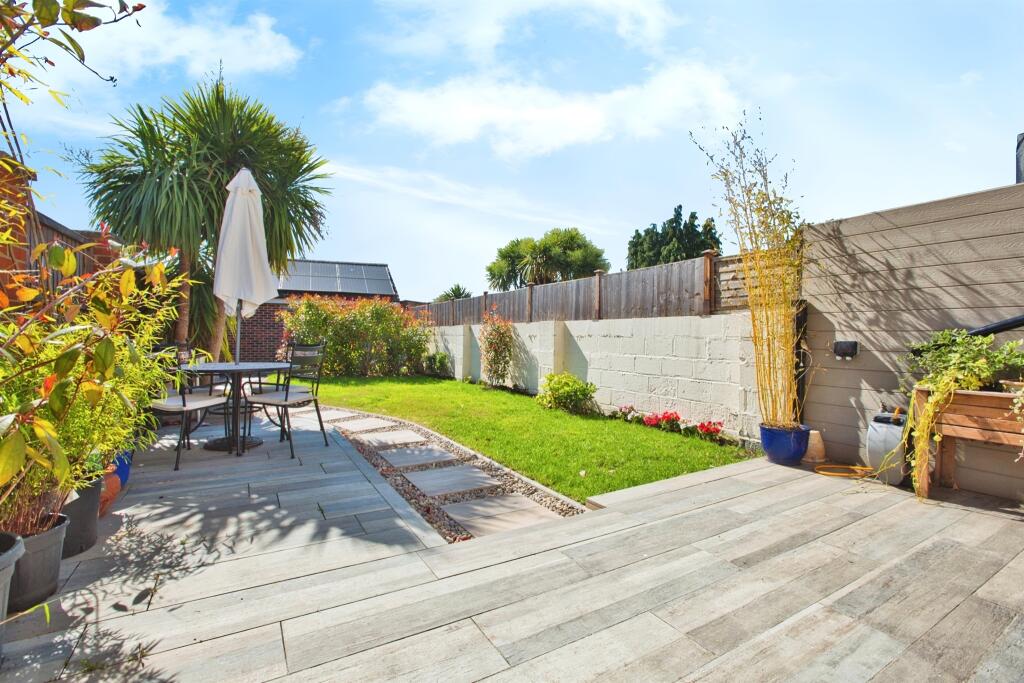 Additional image 18 of Camborne Place, YEOVIL