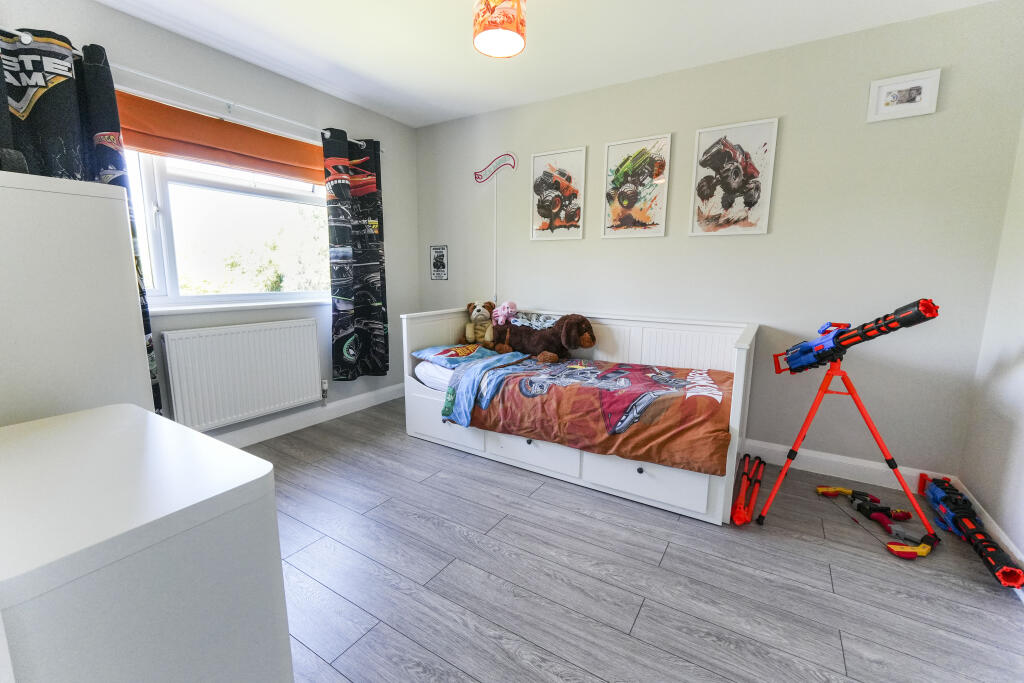 Additional image 22 of Holt Gardens, Studley, B80