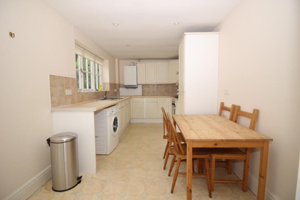 Additional image 13 of Oak Street, Bath