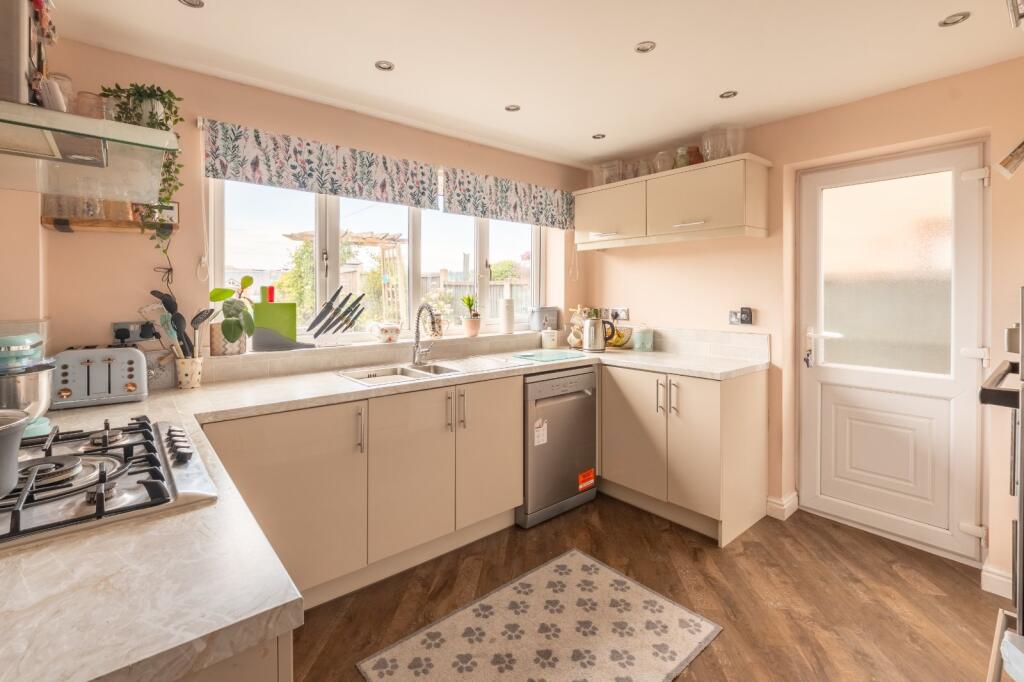 Additional image 5 of Carol Avenue, Bromsgrove, Worcestershire, B61