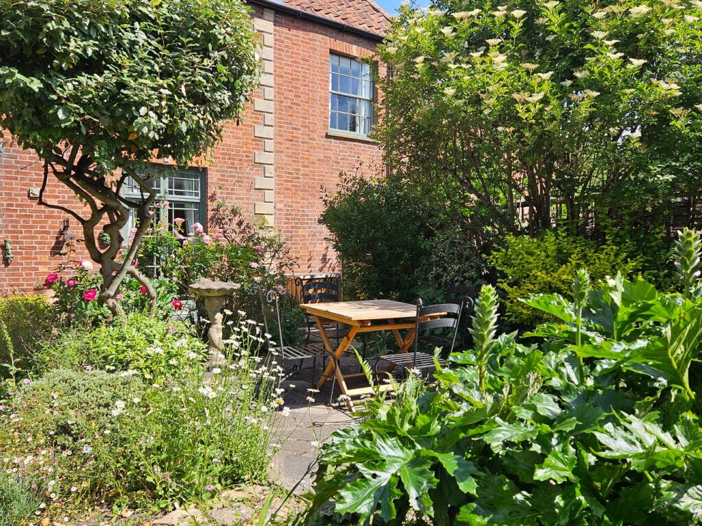 Additional image 6 of Lambrook Street, Glastonbury, BA6