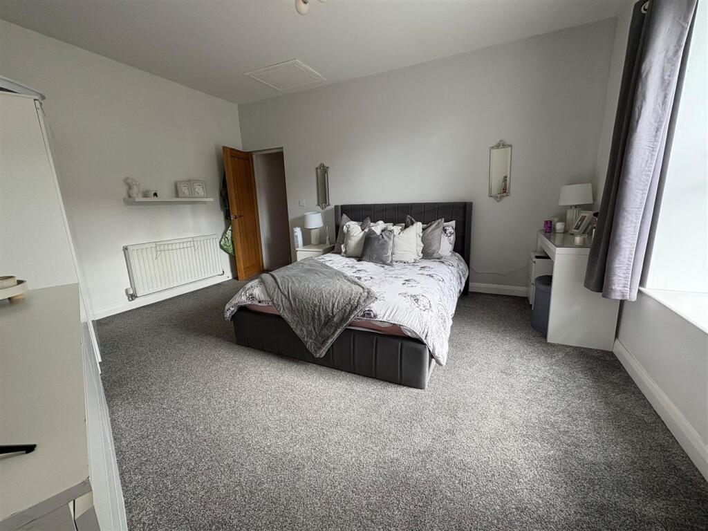 Additional image 12 of Ford Hill, Queensbury