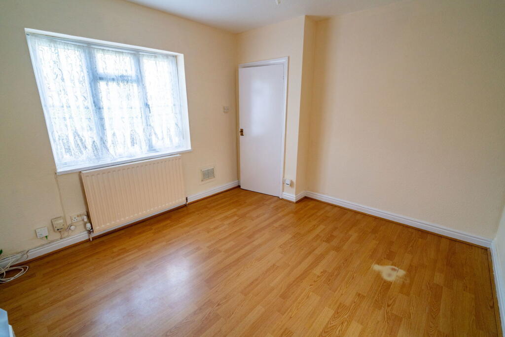 Additional image 4 of Clinton Road, Shirley, Solihull, B90 4RW