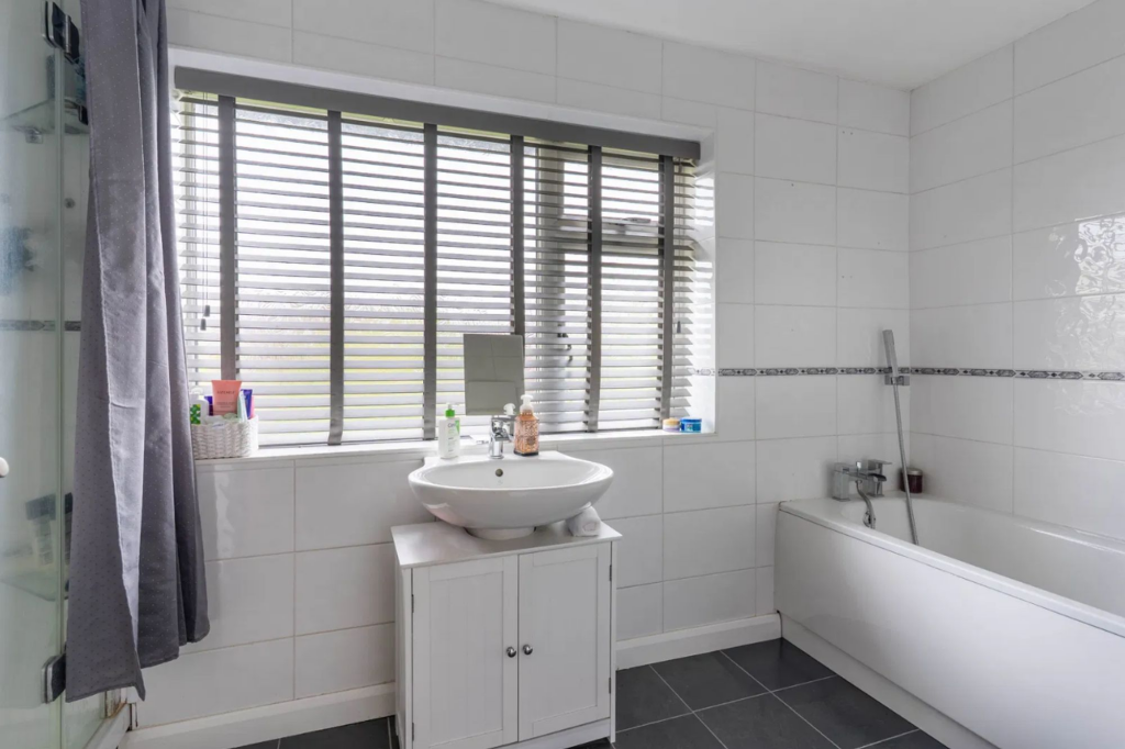 Additional image 16 of Rockwell Lane, Alvechurch, B48