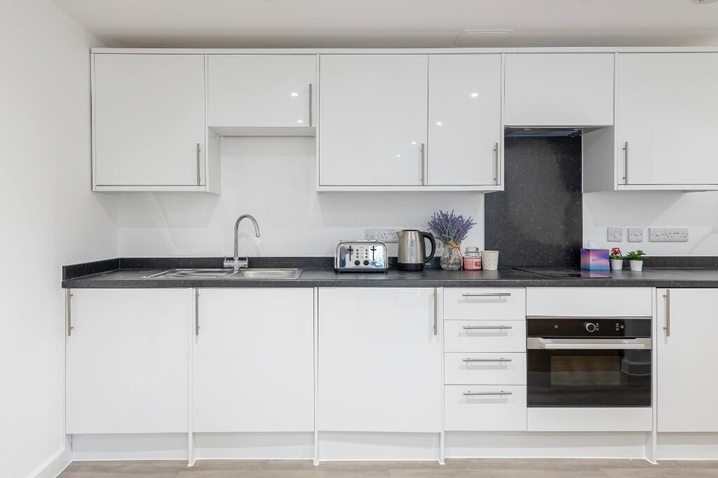 Additional image 4 of Banglo House, Lower Bristol Road, Bath, Somerset, BA2