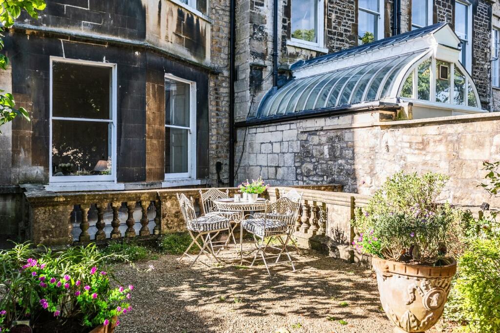 Additional image 12 of Royal Crescent, Bath, BA1