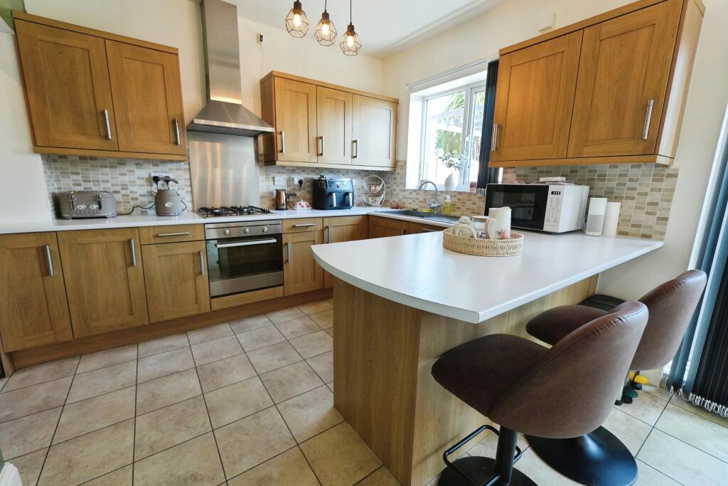 Additional image 2 of Throne Road, Rowley Regis, B65