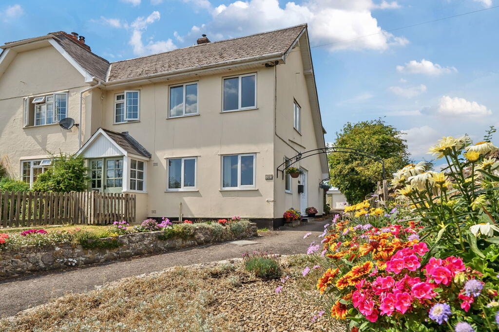 High Street, Maiden Bradley, Warminster, BA12 7JG