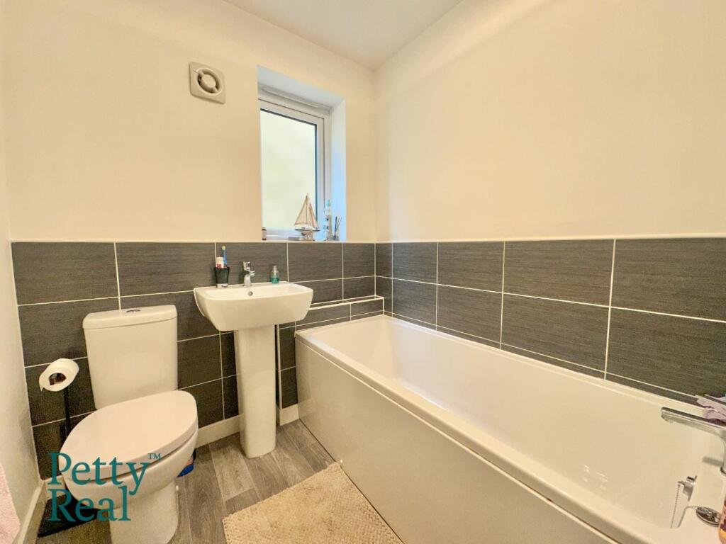 Additional image 4 of Rowling Hollins, Colne