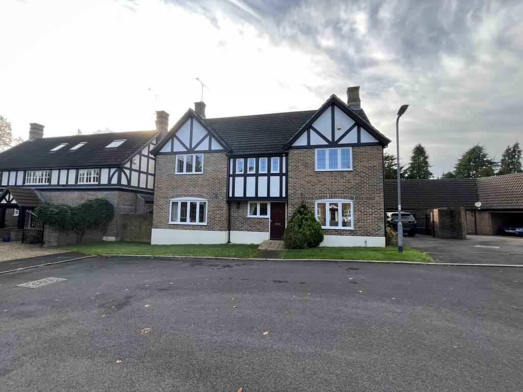 Additional image 24 of Oakridge Park, YEOVIL