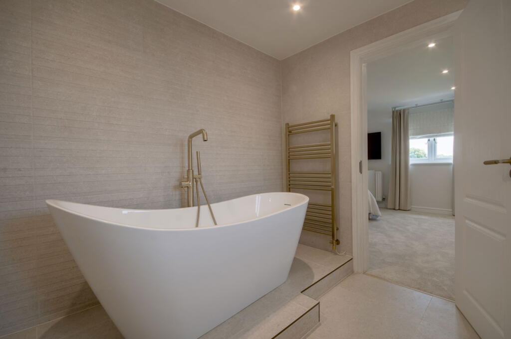 Additional image 40 of Henley Road, Henley-in-arden, B95 5NN