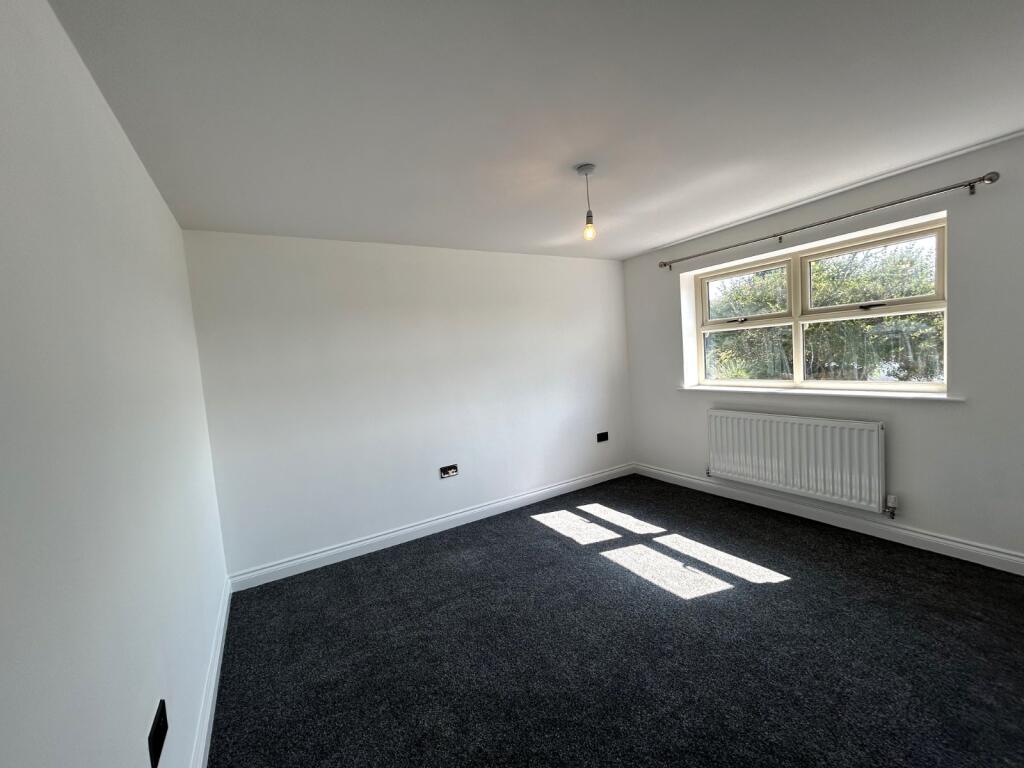 Additional image 9 of Old Hart Soil Farm Yard, Highmoor Lane, Cleckheaton, BD19