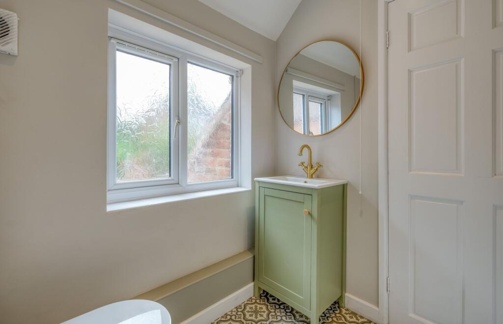 Additional image 10 of Worcester Road, Bromsgrove, B61