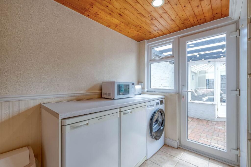 Additional image 8 of St. Judes Avenue, Studley, B80