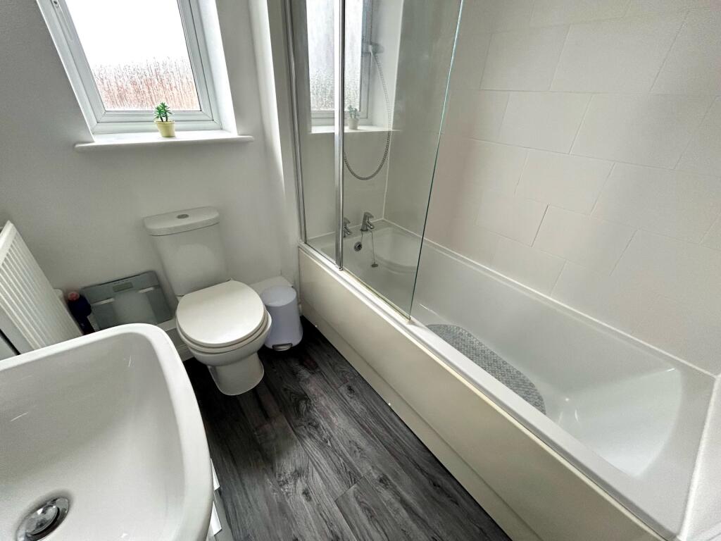 Additional image 9 of Shackleton Road, Yeovil, BA21