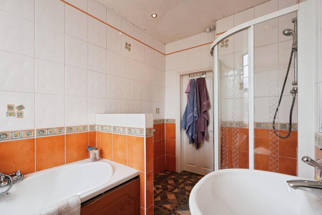 Additional image 14 of Leeds Road, Idle, Bradford, BD10